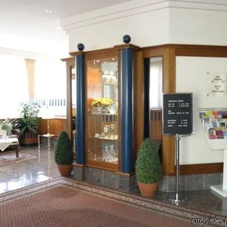 Szálloda Arthotel Ana Messe 3*