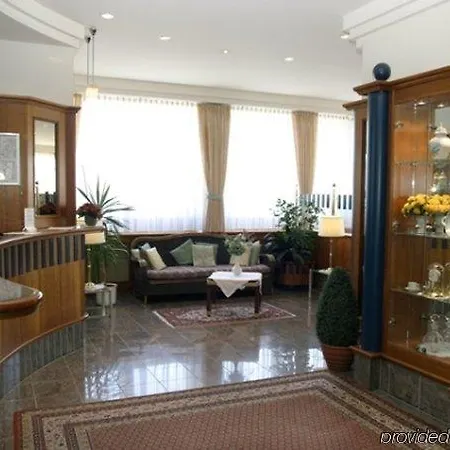 Arthotel Ana Messe 3*