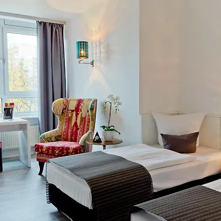 Arthotel Ana Messe 3* Monachium