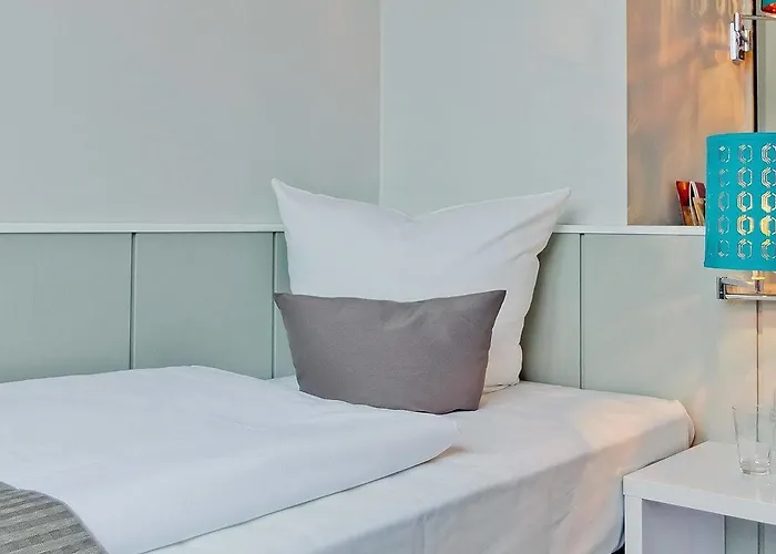 Arthotel Ana Messe 3* מינכן