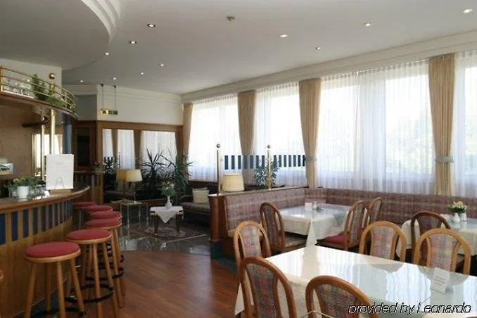 Arthotel Ana Messe Hotell